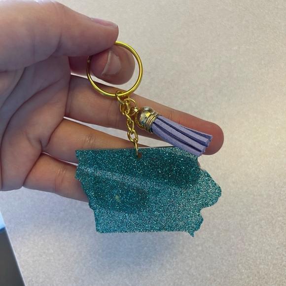 Handmade U.S. State Keychain - Iowa - Picture 2 of 6